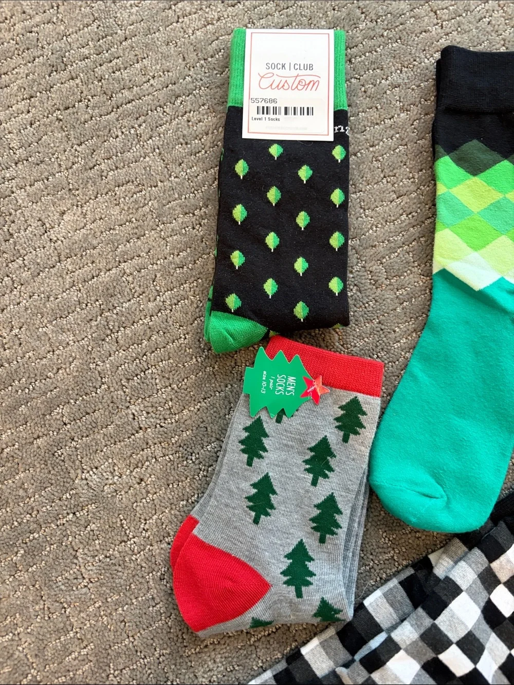 Bundle of New and Some EUC Men’s Socks Fits Size 10-13!